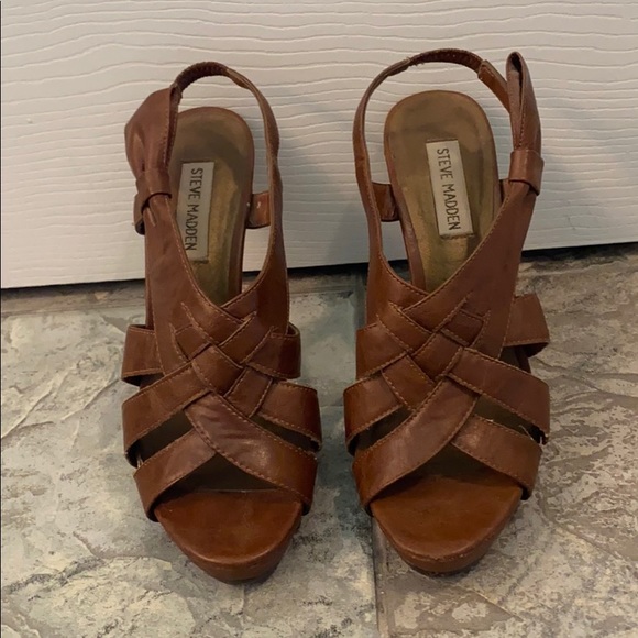 Braided Steve Madden heels - Picture 2 of 4